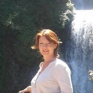 Meet your Posher, Elena